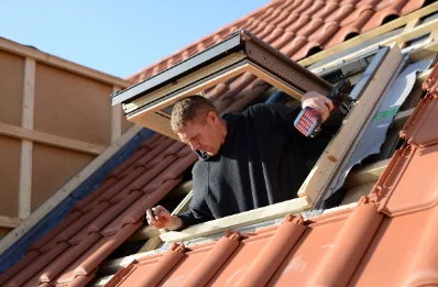 Pose de fenêtres de toit Velux à Targon